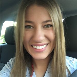 Meet your Posher, Maddie